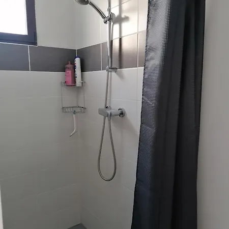 F2 Blanc Bleu * Sainte-Marie-la-Mer